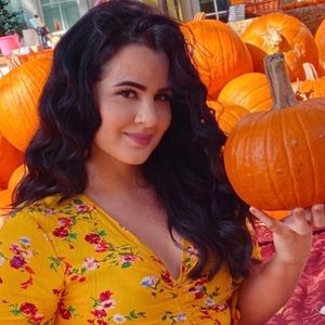 Meet your Posher, Melanie